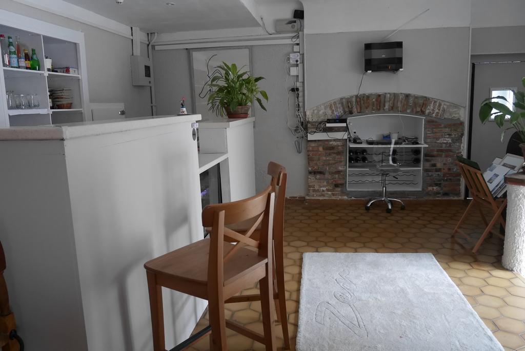 Auberge Le Rabelais Malay-le-Petit المظهر الخارجي الصورة